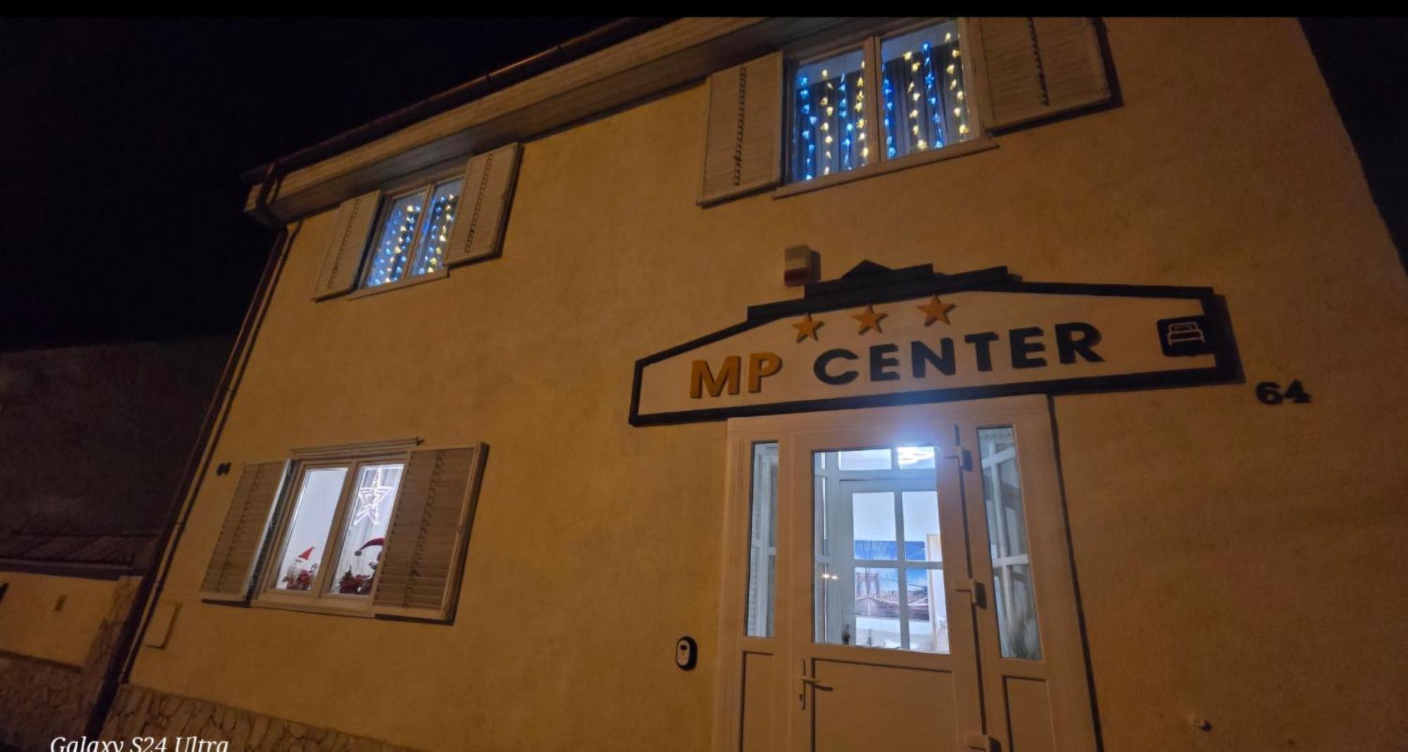 Mp Center Maganszallas Мишкольц Экстерьер фото